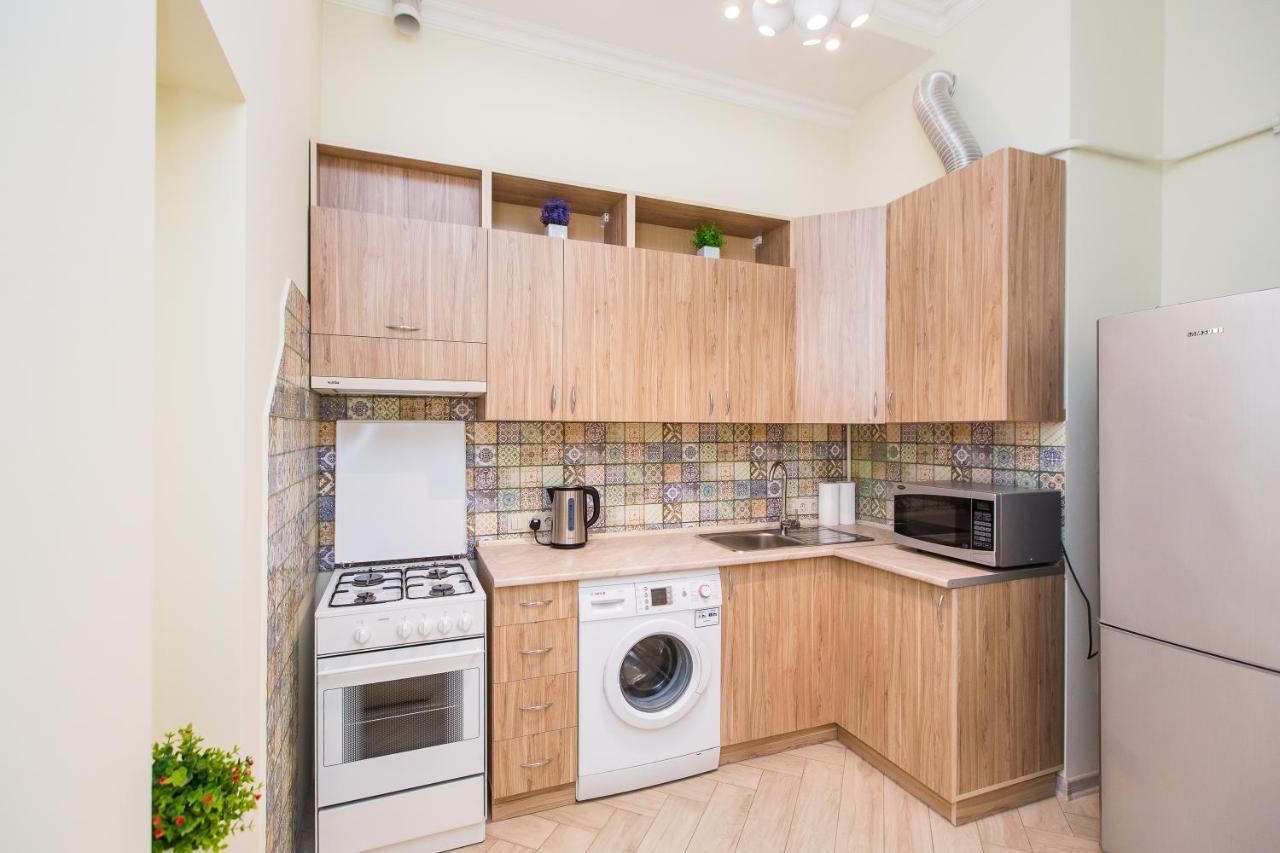 Apartamento Avangard On Sholom Aleikhem St 7 Apart Leópolis Exterior foto